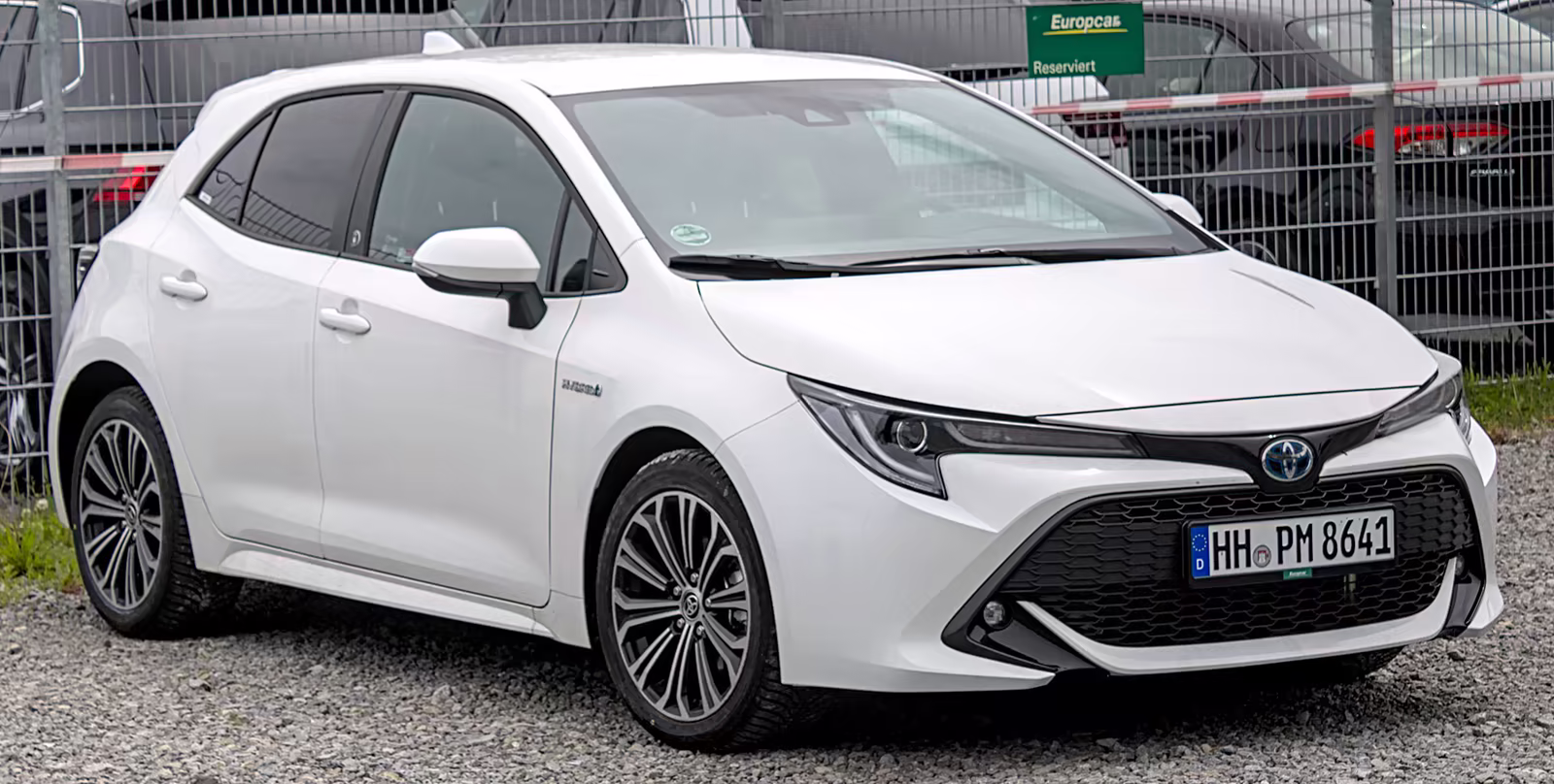 Toyota Auris II and Corolla E210 Hybrid (2012–2026): The Complete Used Buyer's Guide — Battery Life, Relax Warranty, 12 V Battery and Real 2026 Prices