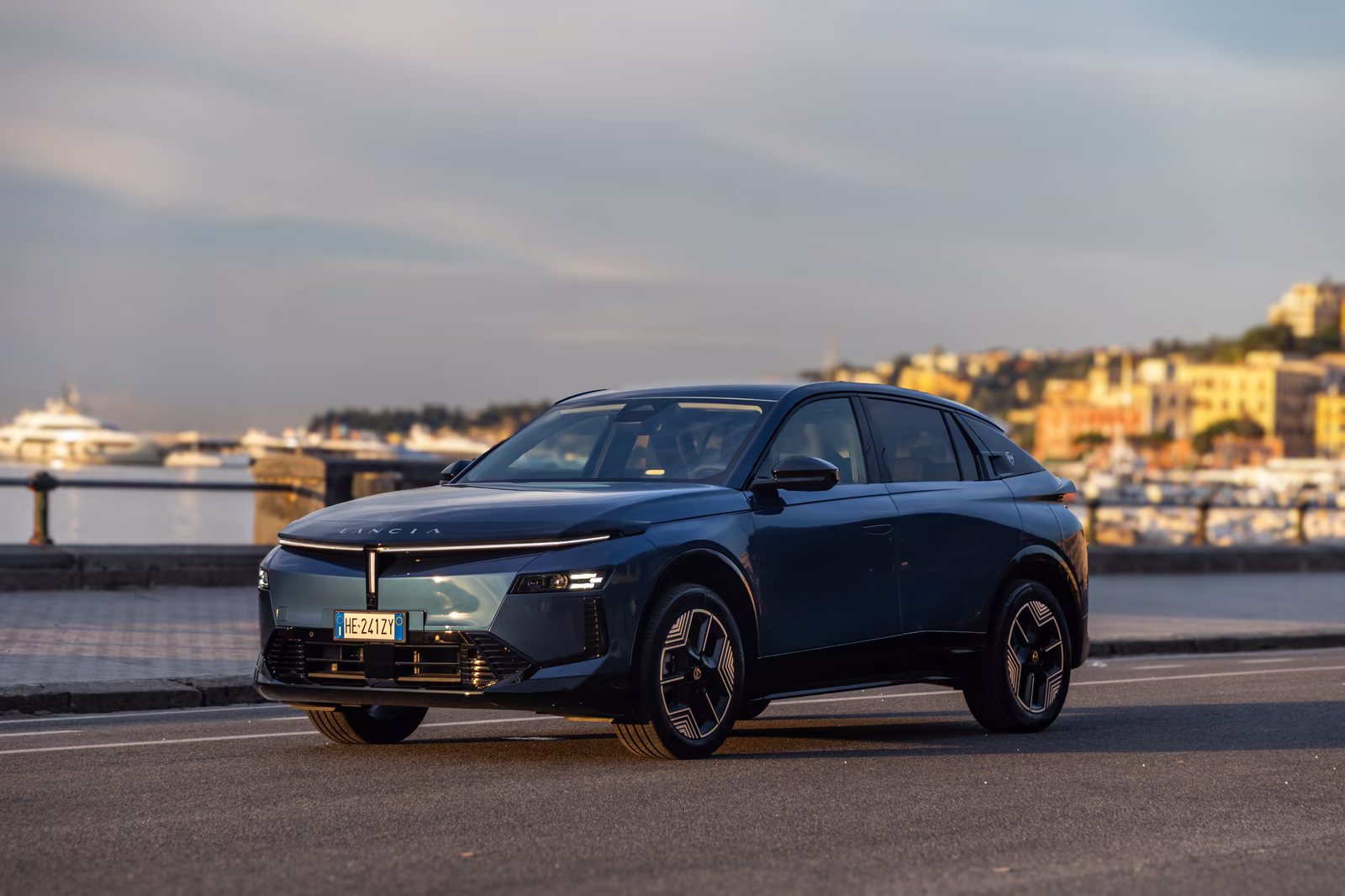 New Lancia Gamma: Orders Open for Lancia’s Hybrid and Electric Fastback Crossover
